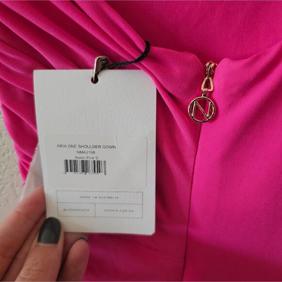 NWT Nookie Aria One Shoulder Gown in Neon Pink - Picture 5 of 7